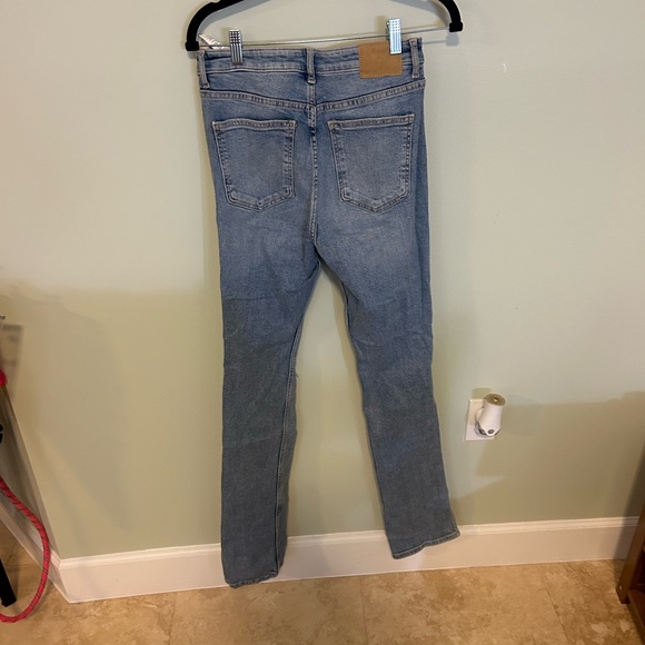 NWT Zara Light Wash Flare Jeans, Sz 10 - Picture 3 of 3